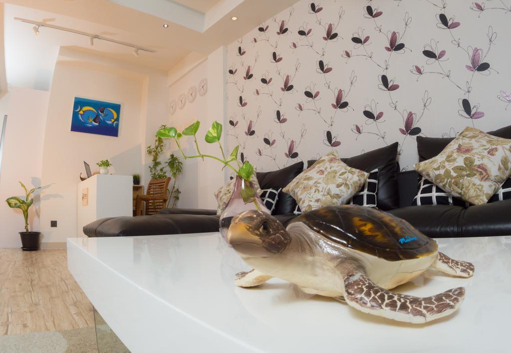 The Orca 호텔 훌루말레 외부 사진